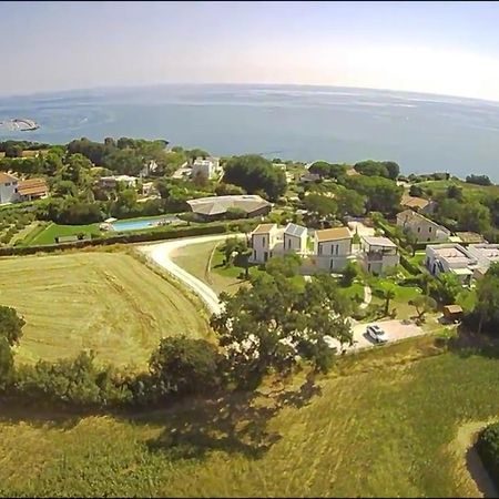 La Perla Relais Panzió Numana Kültér fotó