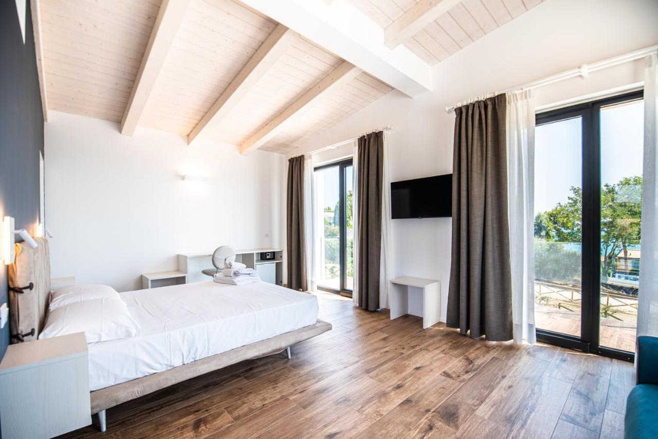 La Perla Relais Panzió Numana Kültér fotó
